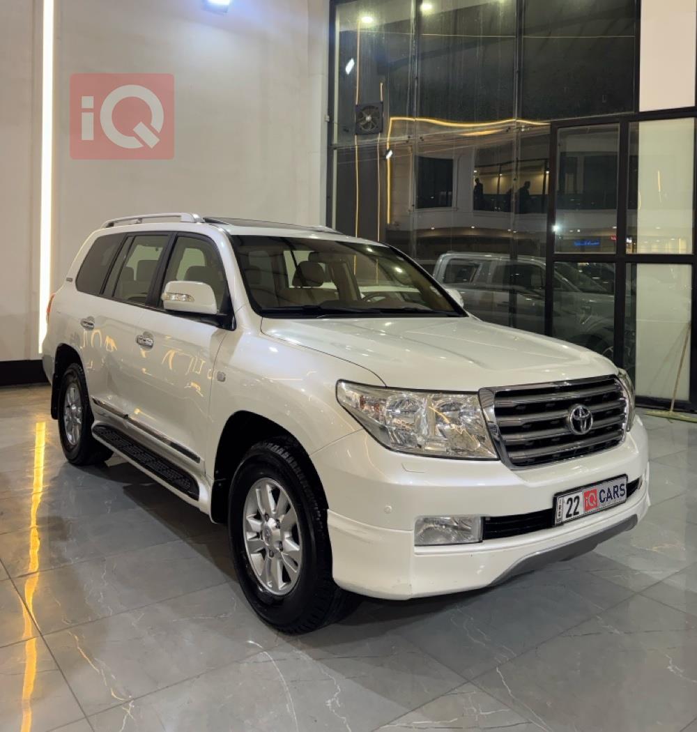 تويوتا لاندكروزر